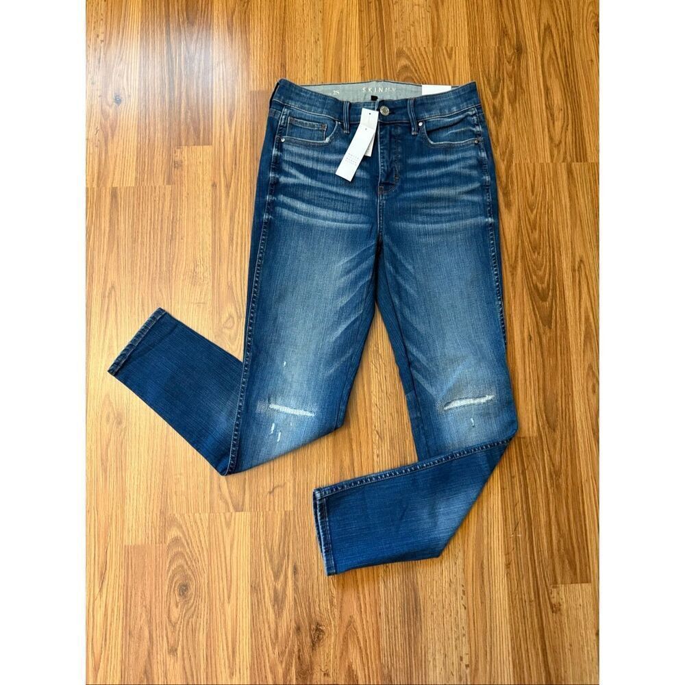 NWT White House Black Market Women's Destructed Skinny Jeans Blue Denim Size 2S